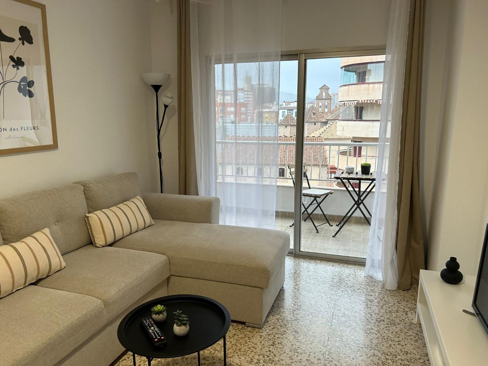 Vialia Piso Centrico Wifi Maria Zambrano Andra Apartment Malaga Bagian luar foto