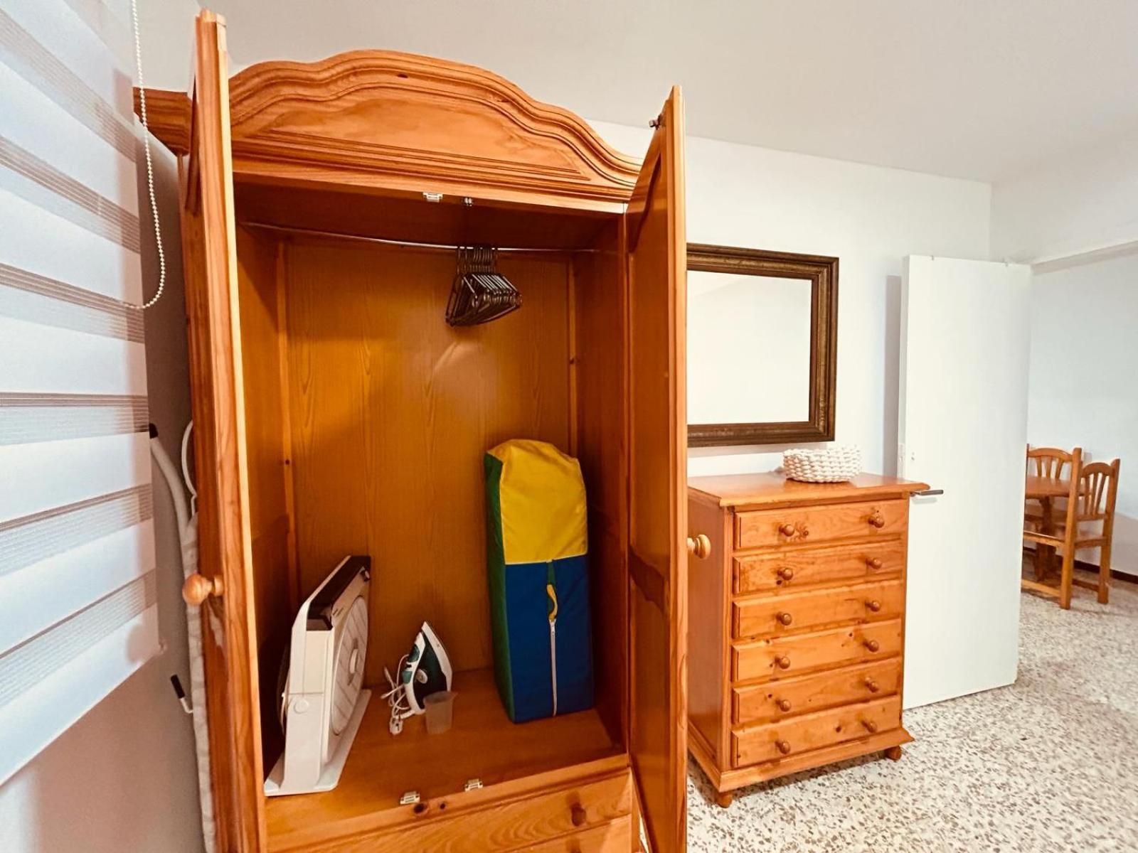 Vialia Piso Centrico Wifi Maria Zambrano Andra Apartment Malaga Bagian luar foto